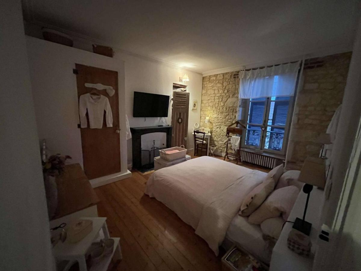 Chambres D'Hotes De Charme Sur Ле-Ман Экстерьер фото