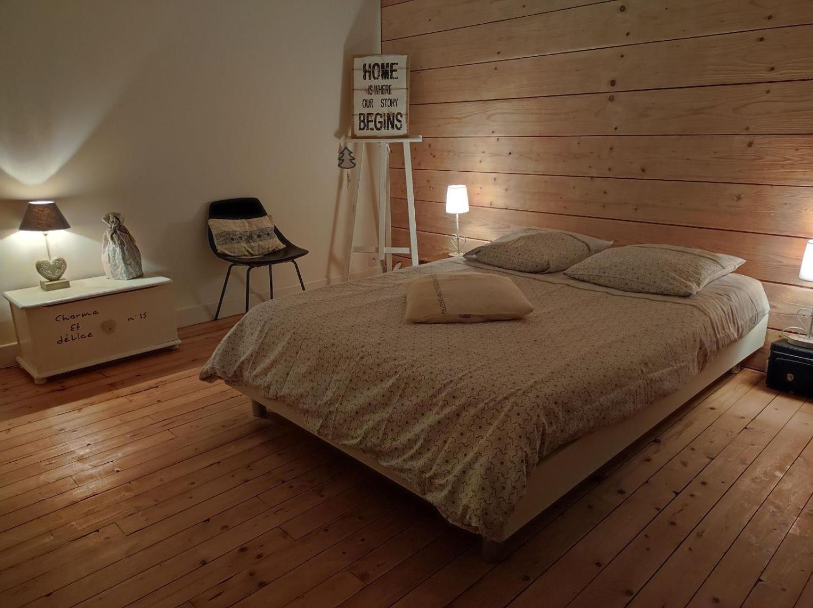 Chambres D'Hotes De Charme Sur Ле-Ман Экстерьер фото